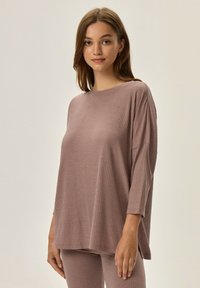 Henderson - Zestaw bielizny nocnej