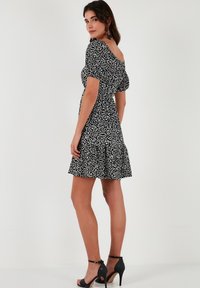 LELA Day dress - black