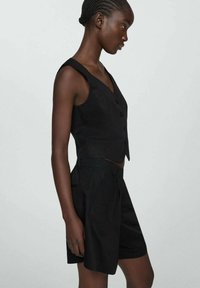 Mango Šortky - black