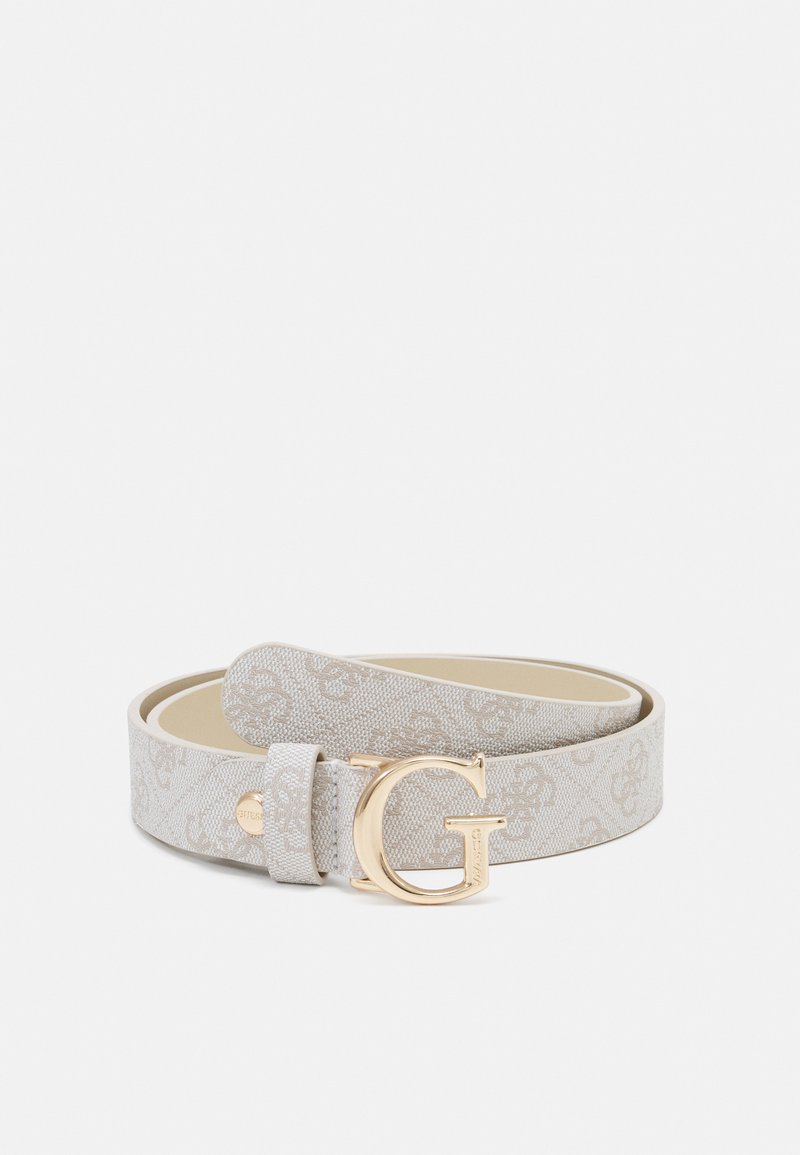 Beige stoffen riem met reliëfpatroon, gouden G-vormige gesp en gladleren binnenvoering. Verstelbaar met een metalen drukknoop.