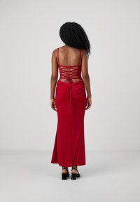 WAL G PETITE MARY ROSE TIE BACK  - Koktajl obleka/za zabavo - cherry red