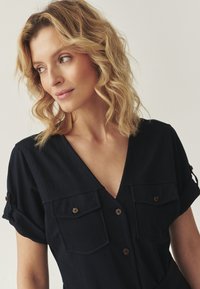 TATUUM Ingruha - navy blue