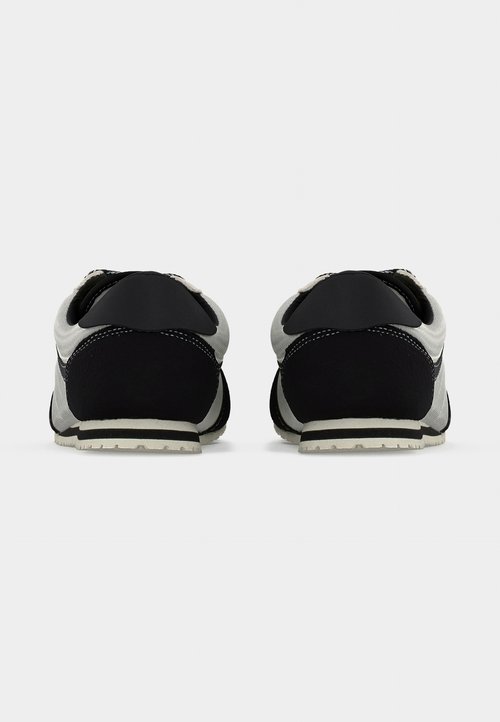 Vans SUPER LOWPRO - Trainers - black/silver — foto 4