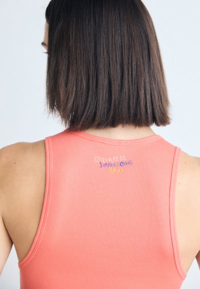Dsquared2 TANK  - Caraco - coral