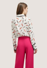 Motivi LIPSTICK - Camicia - bianco