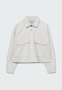 Jasnoszara krótka kurtka z zapięciem na guziki z przodu, dwoma dużymi kieszeniami na piersi oraz kołnierzem. Wykonana z miękkiego, teksturowanego materiału.