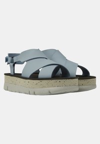 Camper ORUGA UP - Sandalias con plataforma - hellblau
