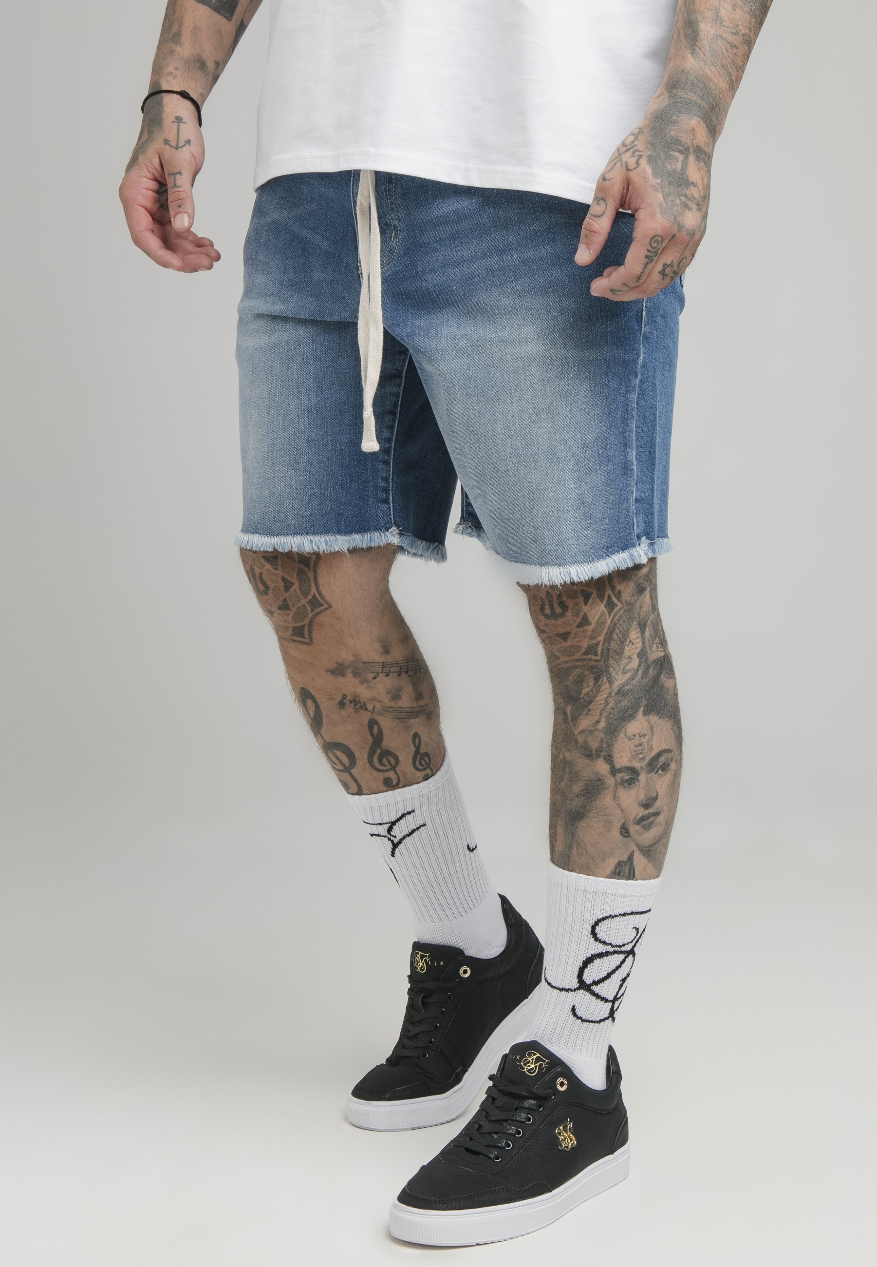 SIKSILK RAW HEM - Denim shorts - light 