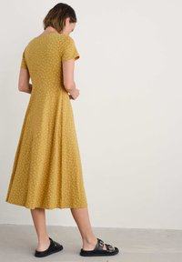 Thumbnail Image 3