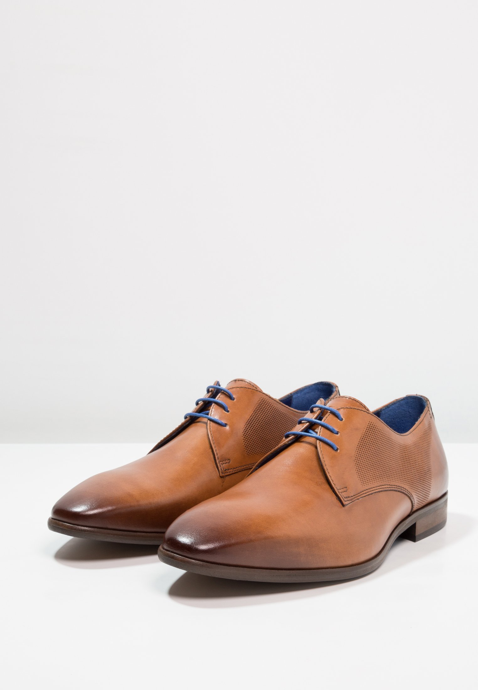 Azzaro VERDOL Pensko med snøring cognac Zalando.no Azzaro VERDOL Pensko med snøring cognac Zalando.no