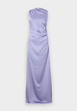 Šaty z orgovánového saténu s jedno-ramenným strihom, bočným rázpením a dlhým strihom až po zem, s hladkou textúrou a jemným leskom.