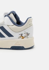 adidas Performance Zapatillas de entrenamiento - white