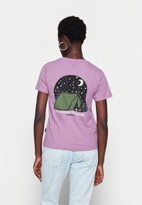 Dedicated MYSEN FIVE BILLION DUSTY  - T-shirt estampada - valerian