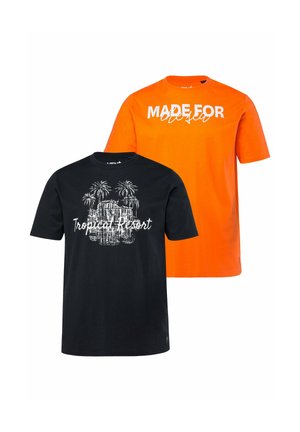 - T-shirt z nadrukiem