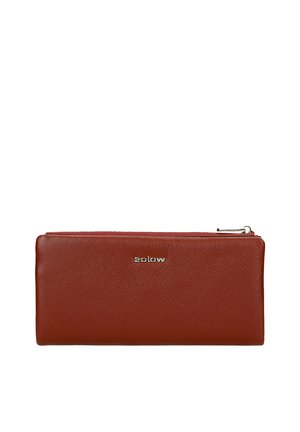 Portefeuille zippé en cuir rouge avec une surface texturée et un logo argenté. Doté d'une forme rectangulaire et d'une fermeture éclair sans couture.