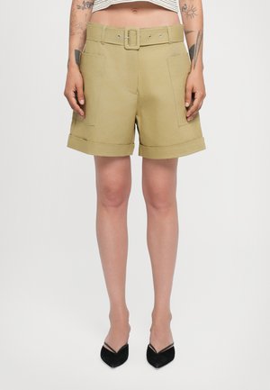 FATI PIEDYE - Shorts - tan