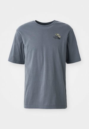 Graues Kurzarm-T-Shirt aus Baumwolle, mit einem kleinen gestickten Logo und floralem Design im linken Brustbereich.