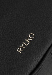 RYŁKO Sac à main - black
