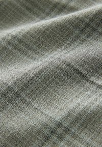 REGULAR FIT - TAILORED FIT CHECK TEXTURE - Housut - taupe