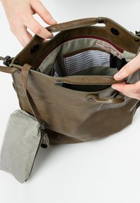 Aunts & Uncles MRS PANCAKE - Handtas - dark olive
