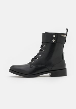 Les Tropeziennes par M Belarbi LUCILE - Snørestøvletter - noir