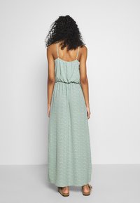 ONLY Robe longue - green