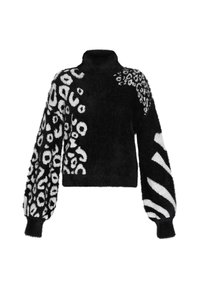 Pulover scurt alb-negru cu guler înalt, având modele variate: pete abstracte, leopard și dungi de zebră pe un material moale și texturat.