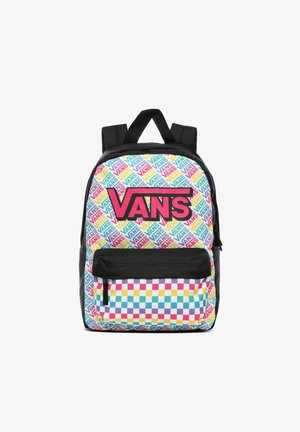 Sac à dos Vans multicolore avec un logo, un fond en damier et des accents noirs. Fabriqué en tissu durable, il dispose de bretelles ajustables et d'une poche frontale.