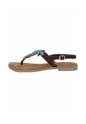 Sandalo piatto marrone con design a post per le dita, decorato con gemme blu e trasparenti, e una cintura con fibbia per una vestibilità sicura. Morbido tessuto scamosciato.