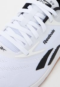 Reebok NANO X5 UNISEX - Tenisice za trening - white/black/reebok rubber gum