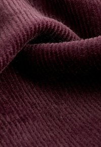 Next HOURGLASS FLARED - Housut - berry red