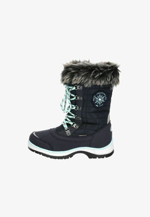 Winterlaars in marineblauw met een nepbontkraag, gewatteerd ontwerp en lichtblauwe veters. Bevat een witte zool en een logo aan de zijkant.