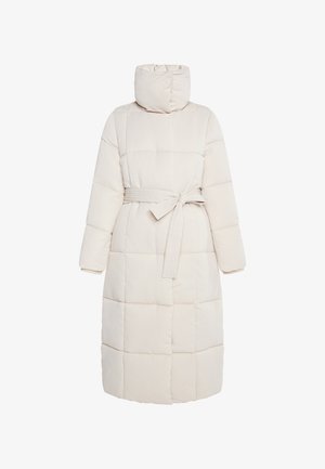 Polstret frakke i lys beige med høj krave, lange ærmer og beltestrop. Har rektangulær quiltning for tekstur.