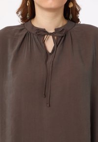 Modanisa - Długa sukienka