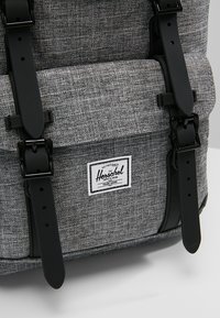 Herschel LITTLE AMERICA - Rugzak - raven/black