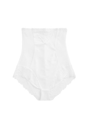 Bílé stahovací spodní prádlo s vysokým pasem s krajkovým lemem na otvorech nohavic a krajkovým panelem ve středu vpředu.