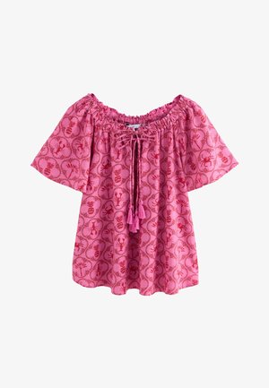 Haut rose à épaules dénudées en tissu léger, avec imprimé homard, encolure élastique et cordon avec pompons à l'avant.