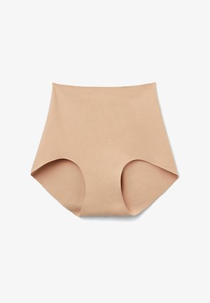 Culottes hautes beiges en tissu lisse, dotées d'un design sans coutures et de larges côtés pour une meilleure couvrance. Aucune couture ou motif visible.