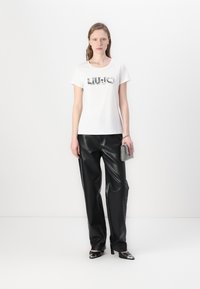 LIU JO - MODA 2 PACK - T-Shirt print - bianco foil Thumbnail-Bild 1