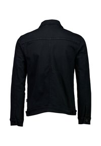 Chaqueta de denim negra con cuello, mangas largas y puños abotonados. Diseño simple con costuras traseras y detalles de hardware mínimos.
