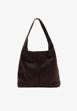 Braune Wildleder-Schultertasche mit breitem, flachem Griff. Weiches, unstruktiertes Design mit einer zentralen Naht. Keine sichtbaren Beschläge oder Verzierungen.