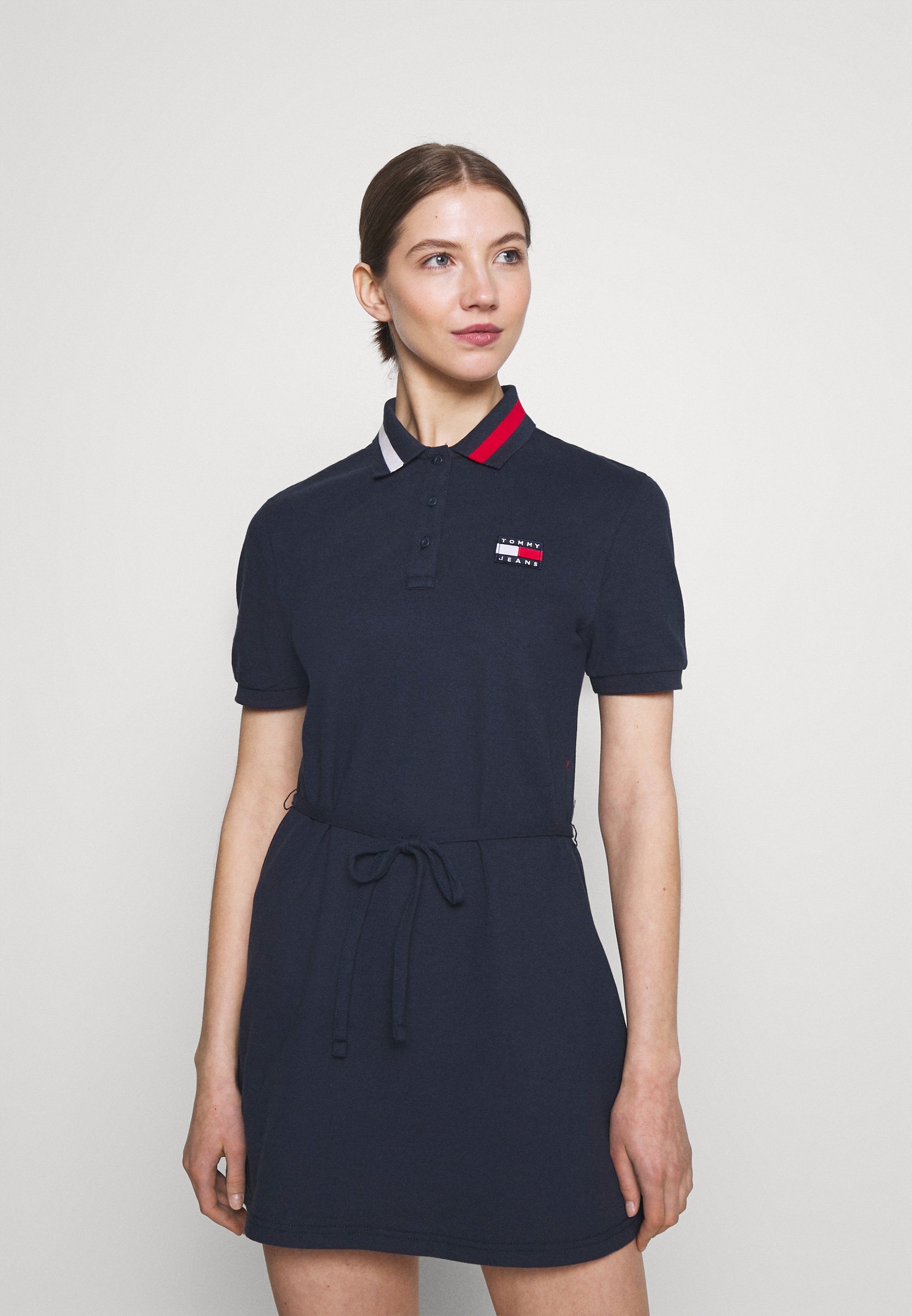 Tommy Jeans FLARED FLAG DRESS - Robe de 