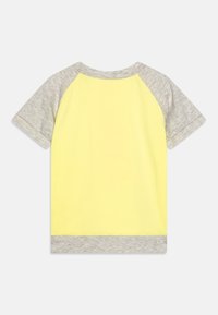 WAUW CAPOW T-shirt z nadrukiem