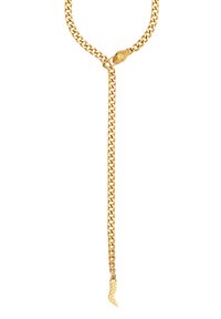 Kultaketju, jossa on kalanruotokuvio, varustettuna käärmeenkaltaisella sulkijalla ja teksturoidulla hännäntyylillä, joka roikkuu alaspäin.