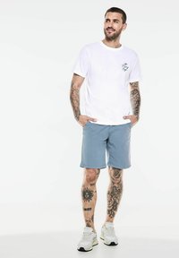 Street One MEN MIT BRUST - Triko s potiskem - weiß