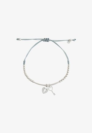 Brățară ajustabilă din cordon bleu deschis, cu mărgele din metal argintiu și două pandantive: o inimă cu o fantă pentru cheie și o cheie.