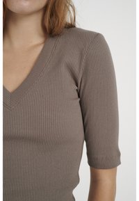 InWear T-shirt - bas - brown