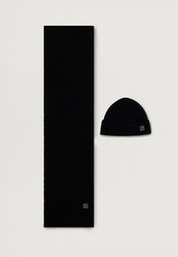 Unausgewählt, black