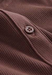 Niet geselecteerd, chocolate brown