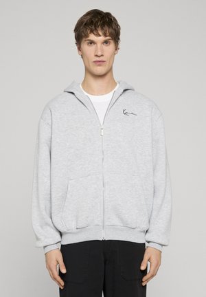 CHEST SIGNATURE ESSENTIAL OS - Lukuga pusa - ash grey